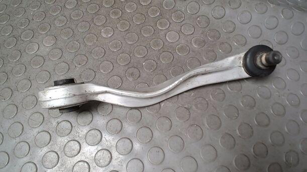 Foto: QUERLENKER OBEN HINTEN LINKS eines Audi A4 1.6 Si
