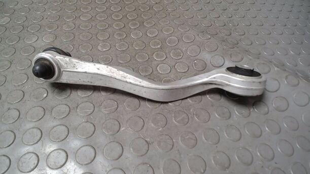 Foto: QUERLENKER OBEN HINTEN LINKS eines Audi A4 1.6 Si
