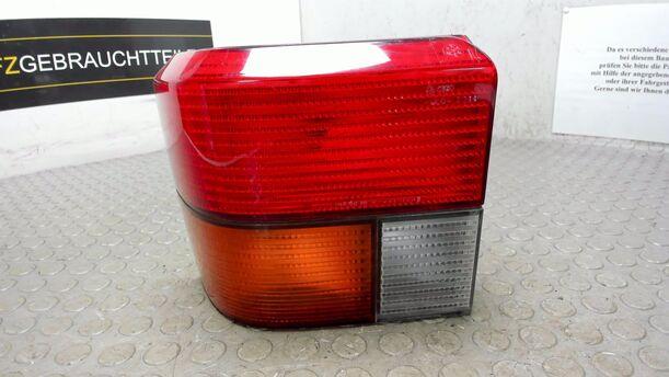 Foto: HECKLEUCHTE / RÜCKLICHT LINKS eines VW Multivan T4 Si