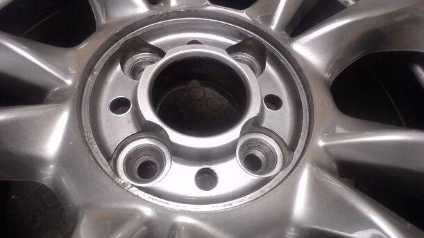 Foto: ALUFELGE6,5X16 ET35 eines Fiat 500 1.4 16V Dualogic Si