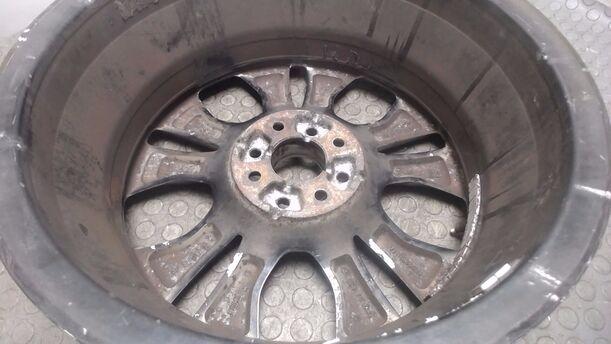 Foto: ALUFELGE 6,5 X16 ET55 eines Fiat 500 1.4 16V Dualogic Si