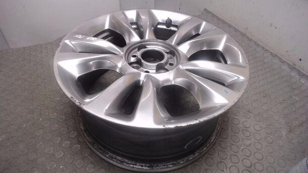 Foto: ALUFELGE 6,5X16 ET35 eines Fiat 500 1.4 16V Dualogic Si