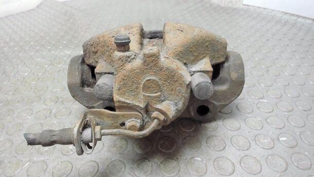Foto: BREMSSATTEL VORNE LINKS eines VW Multivan T4 Si