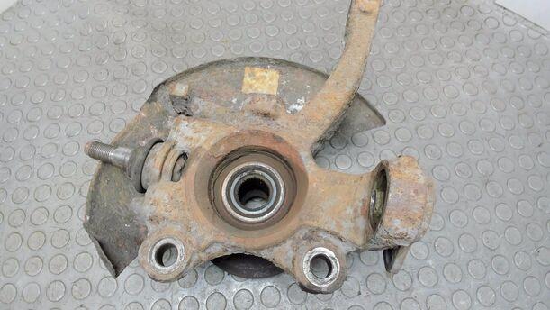 Foto: ACHSSCHENKEL VORNE LINKS eines VW Multivan T4 Si