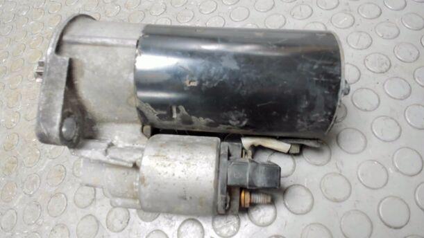 Foto: ANLASSER / STARTER eines VW Multivan T4 Si