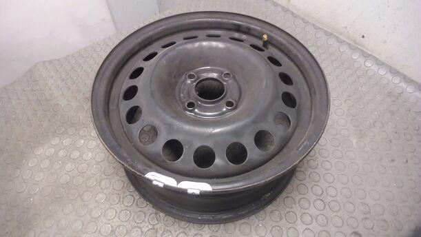 Foto: STAHLFELGE 6X15 ET49 eines Opel Corsa 1.0 12V Si