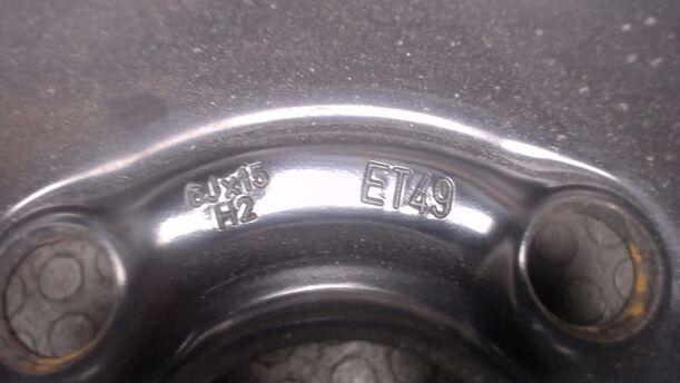 Foto: STAHLFELGE 6X15 ET49 eines Opel Corsa 1.0 12V Si