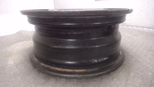 Foto: STAHLFELGE 6X15 ET49 eines Opel Corsa 1.0 12V Si