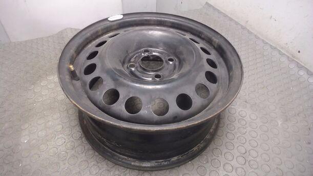 Foto: STAHLFELGE 6X15 ET49 eines Opel Corsa 1.0 12V Si