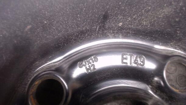 Foto: STAHLFELGE 6X15 ET49 eines Opel Corsa 1.0 12V Si