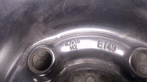 Foto: STAHLFELGE 6X15 ET49 eines Opel Corsa 1.0 12V Si