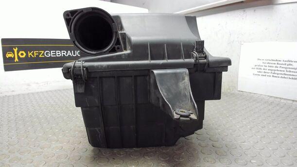 Foto: LUFTFILTERKASTEN eines VW Multivan T4 TDI Si