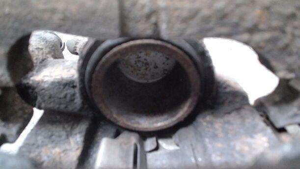 Foto: BREMSSATTEL VORN LINKS eines Fiat Panda 1.1 Si