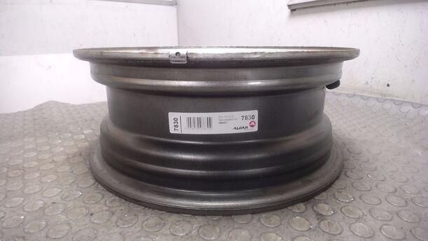 Foto: STAHLFELGE HINTEN 5,5X15 ET22 eines Smart smart cdi Si