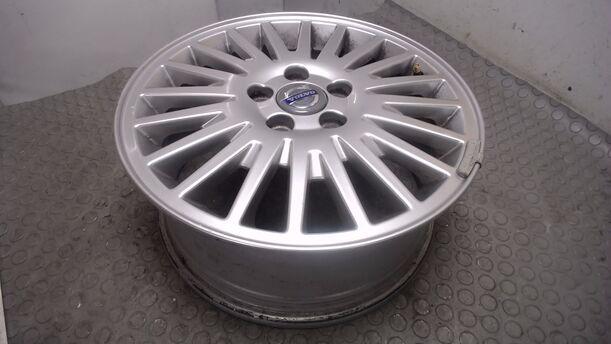 Foto: ALUFELGE 6,5X16 ET52,5 eines Volvo V50 2.0D DPF Si