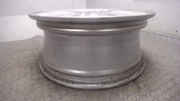 Foto: ALUFELGE 6,5X16 ET52,5 eines Volvo V50 2.0D DPF Si