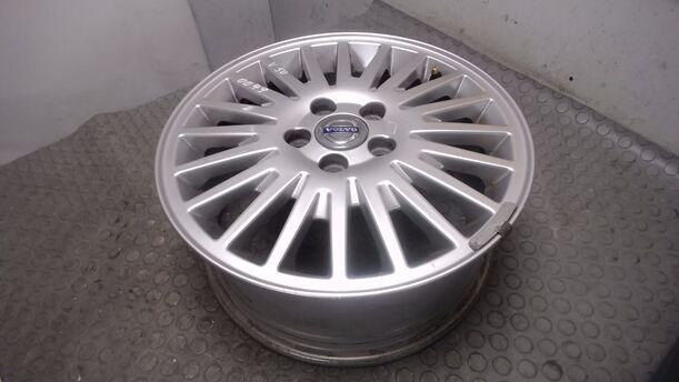 Foto: ALUFELGE 6,5X16 ET52,5 eines Volvo V50 2.0D DPF Si