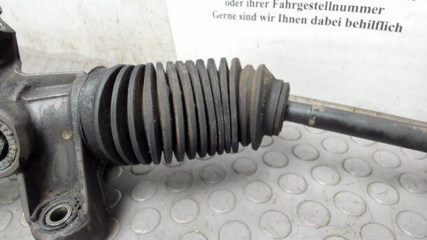 Foto: SERVOLENKUNG eines VW Multivan T4 TDI Si