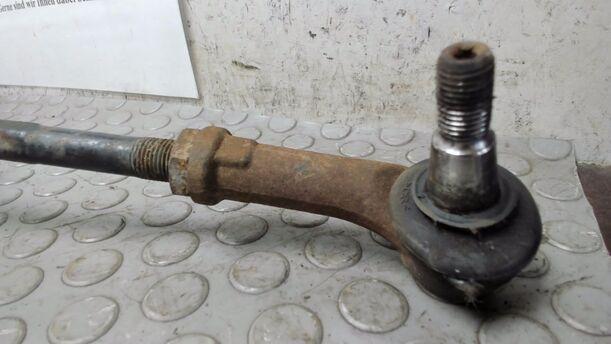 Foto: SERVOLENKUNG eines VW Multivan T4 TDI Si