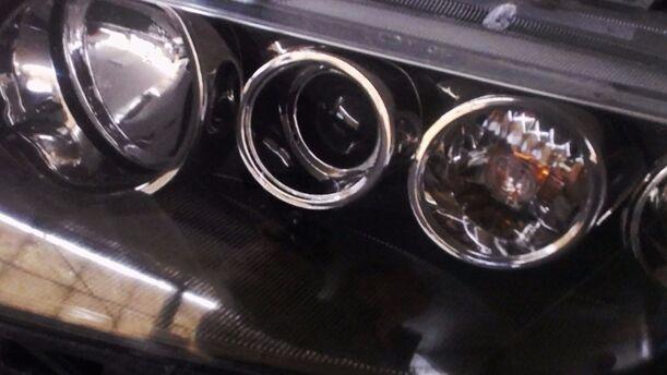 Foto: SCHEINWERFER LINKS eines Mazda 6 Sport Kombi 2.0 CD DPF Si