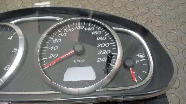 Foto: TACHOEINHEIT / KOMBIINSTRUMENT eines Mazda 6 Sport Kombi 2.0 CD DPF