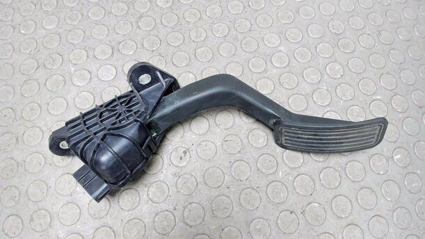 Foto: GASPEDAL ( DIESEL ) eines Mazda 6 Sport Kombi 2.0 CD DPF
