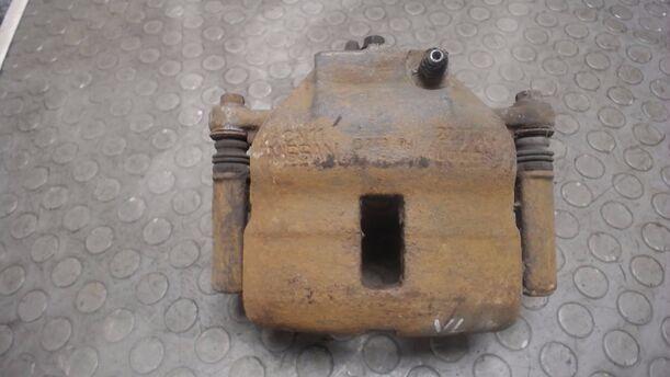 Foto: BREMSSATTEL VORNE LINKS eines Nissan Primera Traveller