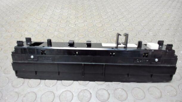 Foto: INFORMATIONSDISPLAY eines Mazda 6 Sport Kombi 2.0 CD DPF