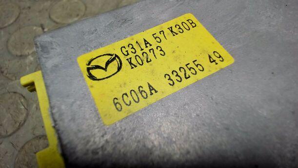 Foto: AIRBAGSTEUERGERÄT eines Mazda 6 Sport Kombi 2.0 CD DPF Si