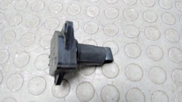 Foto: LUFTMASSENMESSER eines Mazda 6 Sport Kombi 2.0 CD DPF
