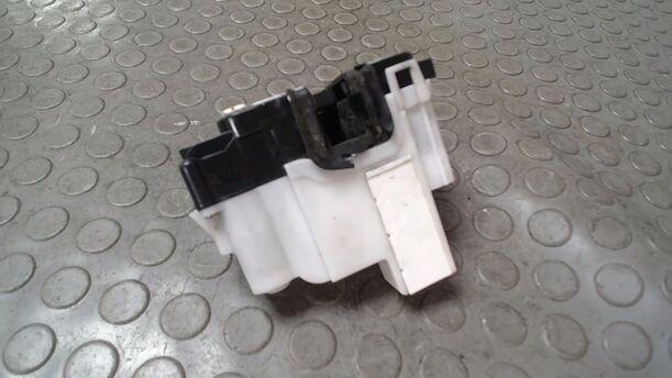 Foto: TÜRSCHLOSS HINTEN LINKS eines Fiat Panda 1.1