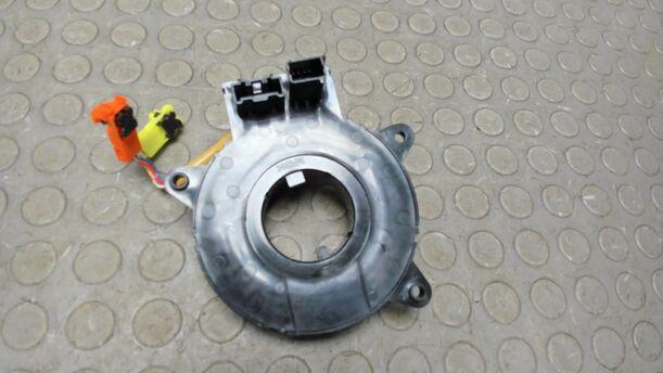 Foto: WICKELFEDER / SCHLEIFRING eines Mazda 6 Sport Kombi 2.0 CD DPF