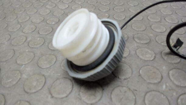 Foto: TANKVERSCHLUSS eines Mazda 6 Sport Kombi 2.0 CD DPF