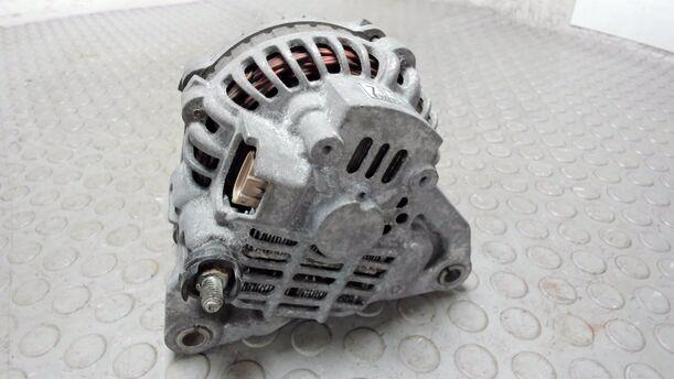 Foto: LICHTMASCHINE / GENERATOR ( 90A ) eines Mazda 6 Sport Kombi 2.0 CD DPF