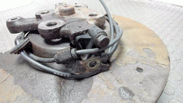 Foto: ACHSSCHENKEL HINTEN LINKS eines Mazda 6 Sport Kombi 2.0 CD DPF Liftback
