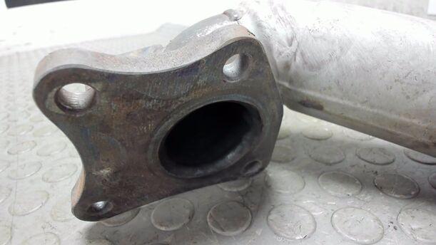 Foto: AUSPUFFROHR eines Mazda 6 Sport Kombi 2.0 CD DPF Liftback