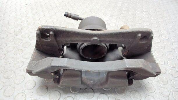 Foto: BREMSSATTEL VORNE LINKS eines Mazda 6 Sport Kombi 2.0 CD DPF Liftback