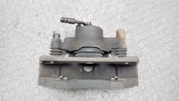 Foto: BREMSSATTEL VORNE LINKS eines Mazda 6 Sport Kombi 2.0 CD DPF Liftback