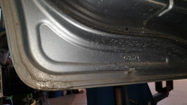 Foto: TÜR HINTEN LINKS ( TURNIER ) eines Ford Mondeo Turnier 2.0 TDCi Si