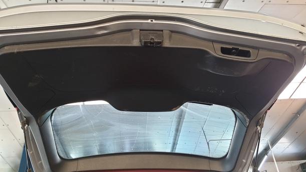 Foto: HECKKLAPPE/ HECKDECKEL ( TURNIER ) eines Ford Mondeo Turnier 2.0 TDCi Si