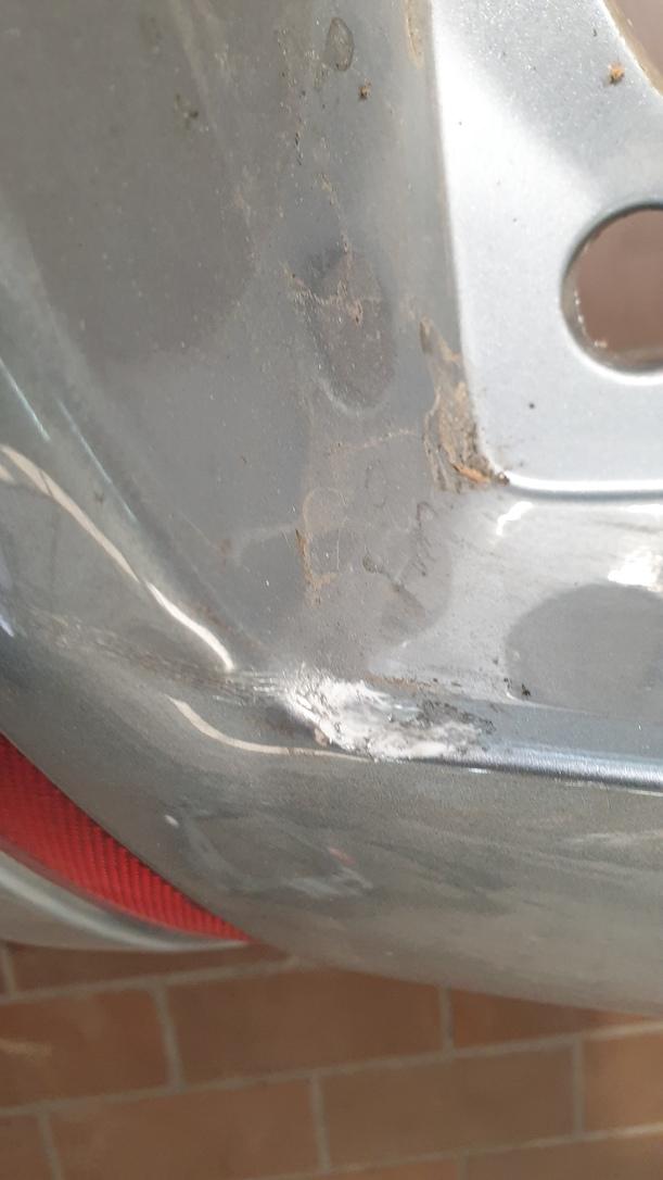 Foto: STOSSFÄNGER/ STOßSTANGE HINTEN ( TURNIER ) eines Ford Mondeo Turnier 2.0 TDCi Si