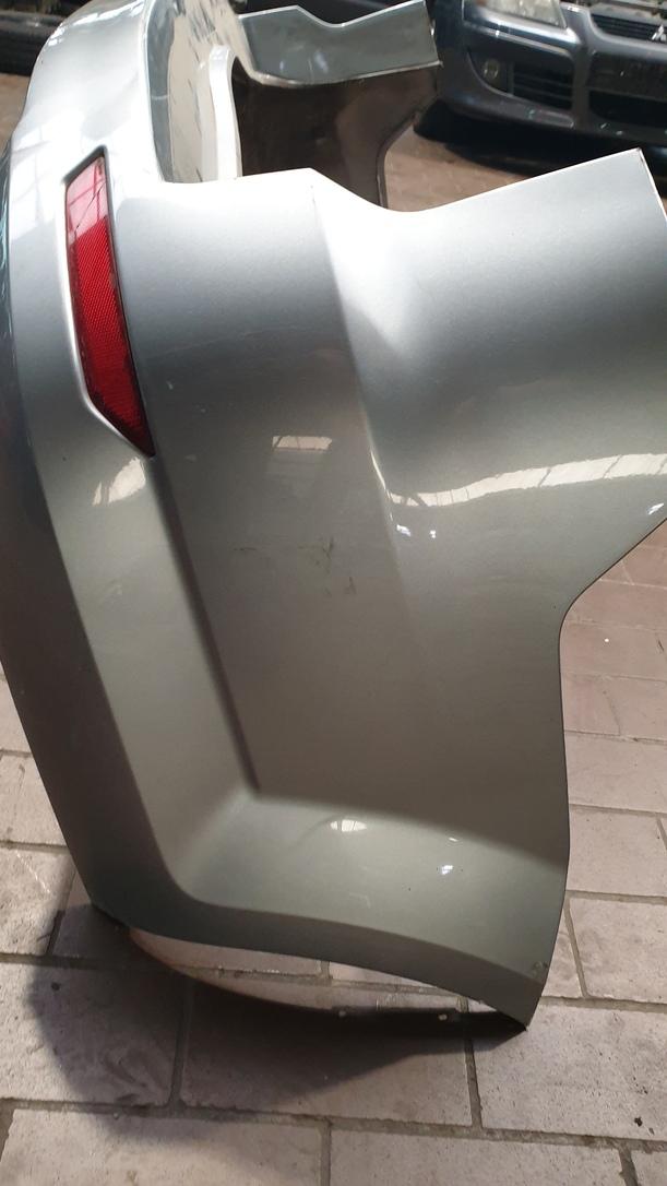 Foto: STOSSFÄNGER/ STOßSTANGE HINTEN ( TURNIER ) eines Ford Mondeo Turnier 2.0 TDCi Si