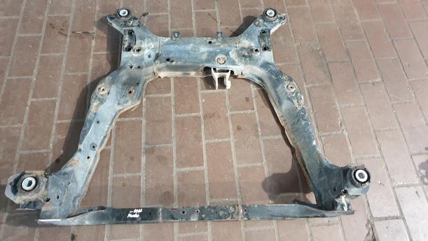 Foto: VORDERACHSE/ ACHSE VORN eines Ford Mondeo Turnier 2.0 TDCi Si