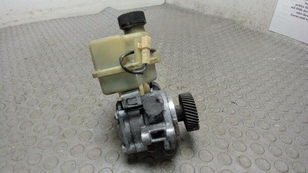 Foto: SERVOPUMPE eines Mazda 6 Sport Kombi 2.0 CD DPF Si