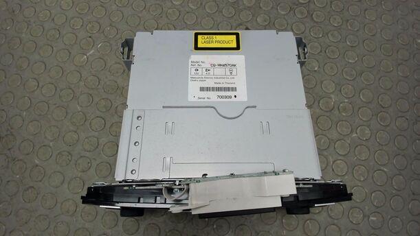 Foto: RADIO ( OHNE CODE ) eines Mazda 6 Sport Kombi 2.0 CD DPF Si