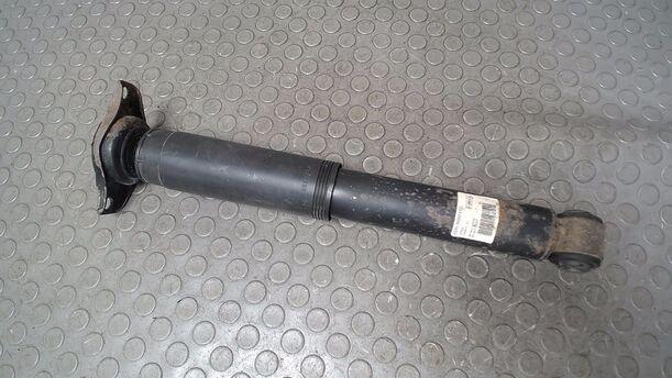 Foto: STOSSDÄMPFER HINTEN ( TURNIER ) eines Ford Mondeo Turnier 2.0 TDCi Si