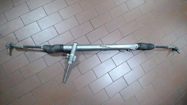 Foto: SERVOLENKUNG/ LENKGETRIEBE eines Ford Mondeo Turnier 2.0 TDCi Liftback