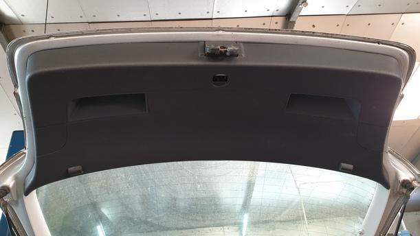 Foto: HECKKLAPPE / HECKDECKEL eines VW Golf 1.6 FSI SX