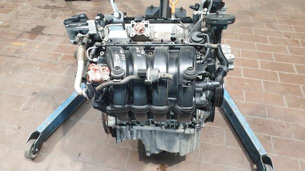 Foto: MOTOR ( BAG ) eines VW Golf 1.6 FSI SX