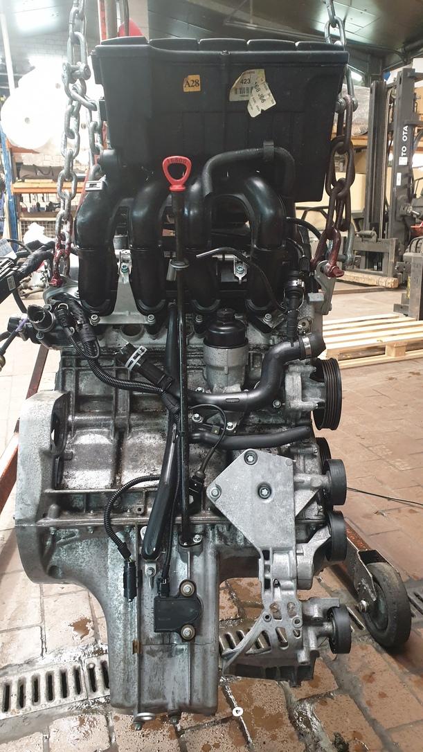 Foto: MOTOR AUTOMATIK (63000 KM) eines Mercedes-Benz A 140 SX